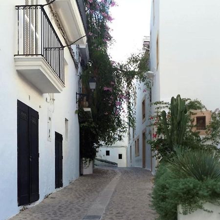 Casita En Dalt Vila Ibiza Villa Bagian luar foto