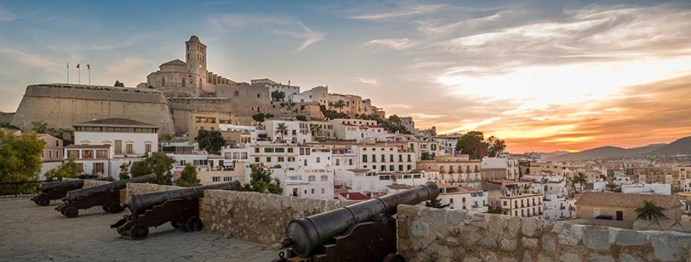 Casita En Dalt Vila Ibiza Villa Bagian luar foto
